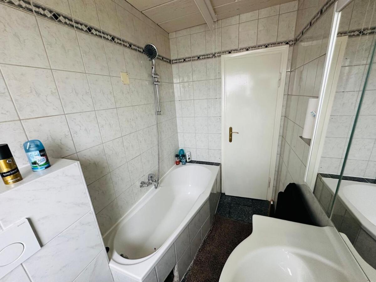 Wohnung In Der Stadtmitte วอล์ฟสบวร์ก ภายนอก รูปภาพ